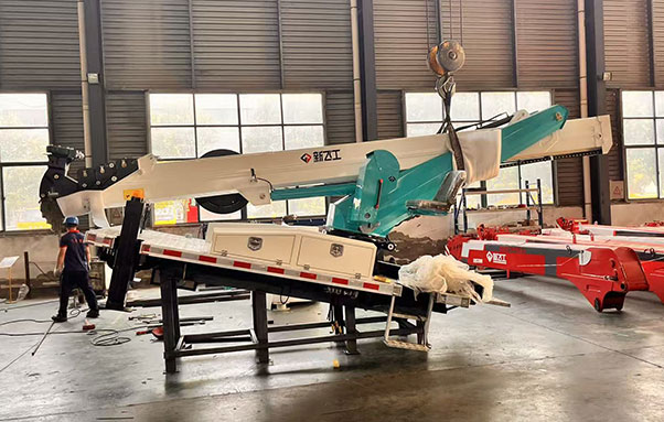 Ergonomic degign for crane structure