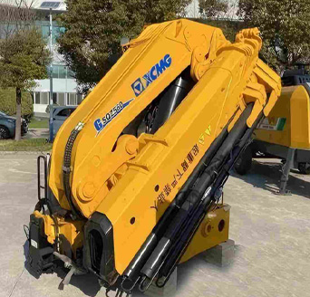Knuckle Boom Crane