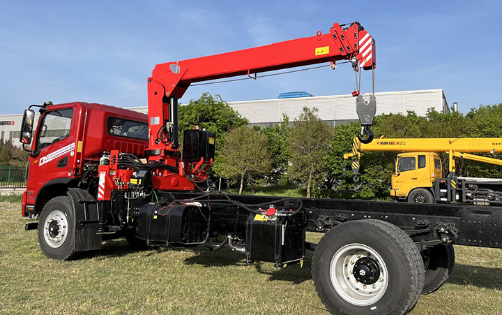 Truck Mounted Crane SQS125