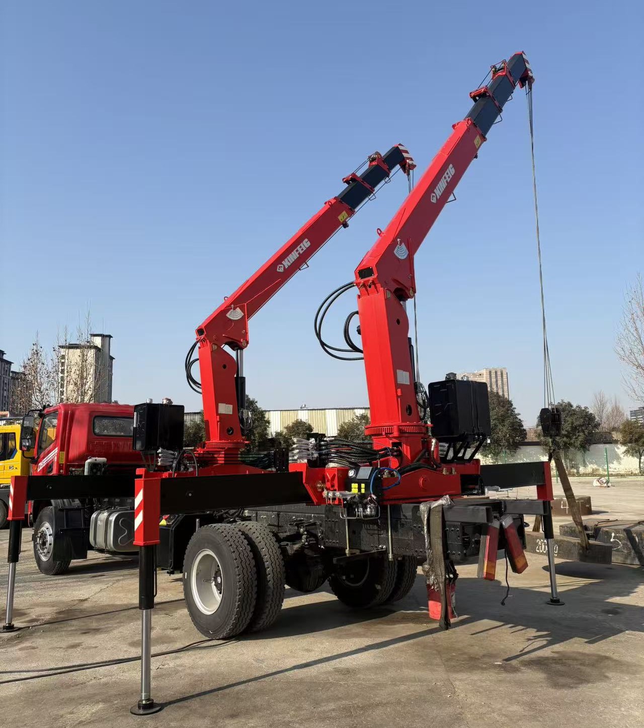 Truck Mounted Crane SQS125