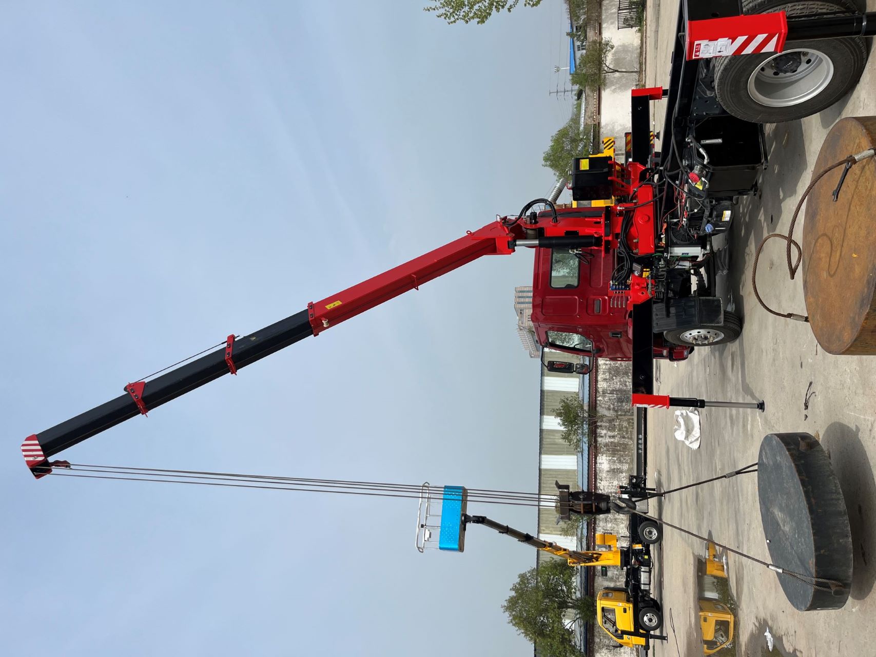 Truck Mounted Crane SQS125