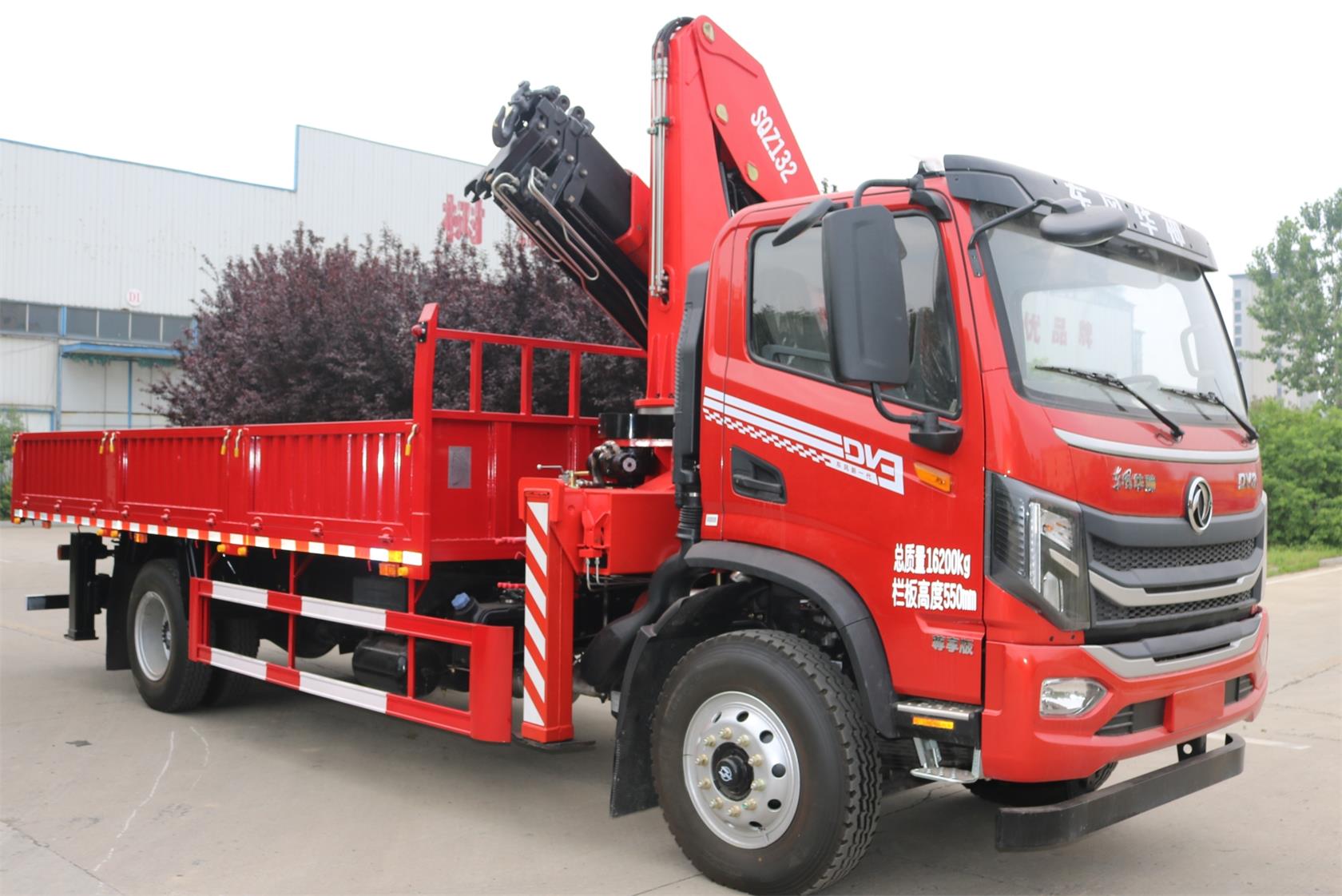 Knuckle Boom Crane