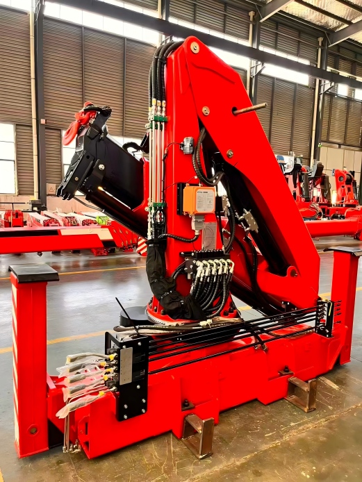 Knuckle Boom Crane