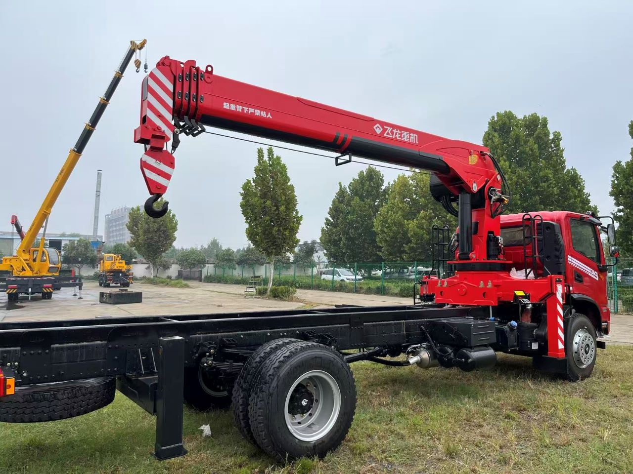 Truck Mounted Crane SQS250