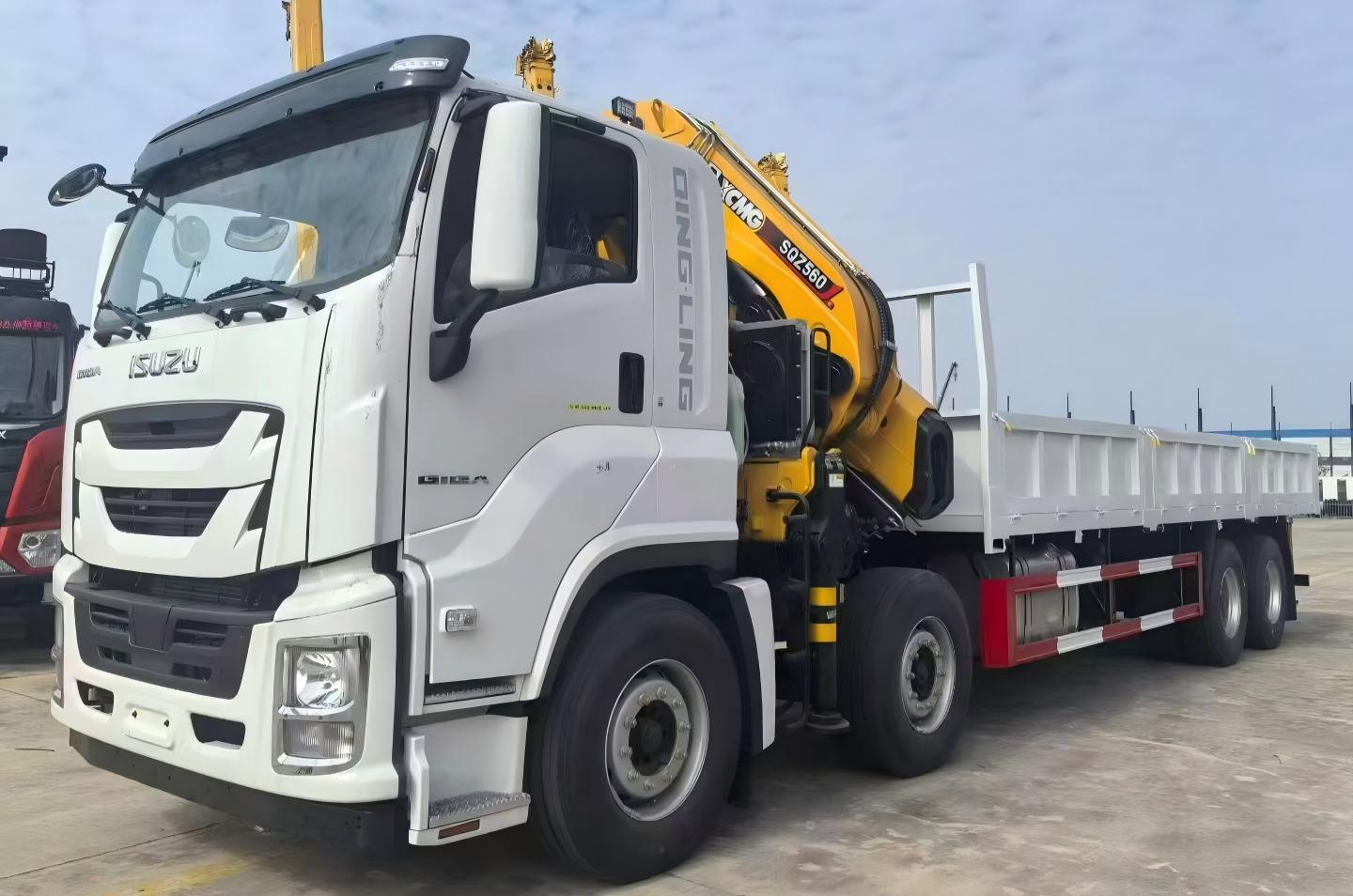 Y560