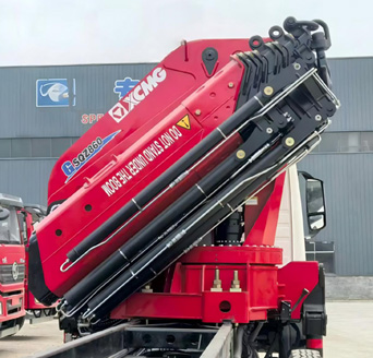 Knuckle Boom Crane
