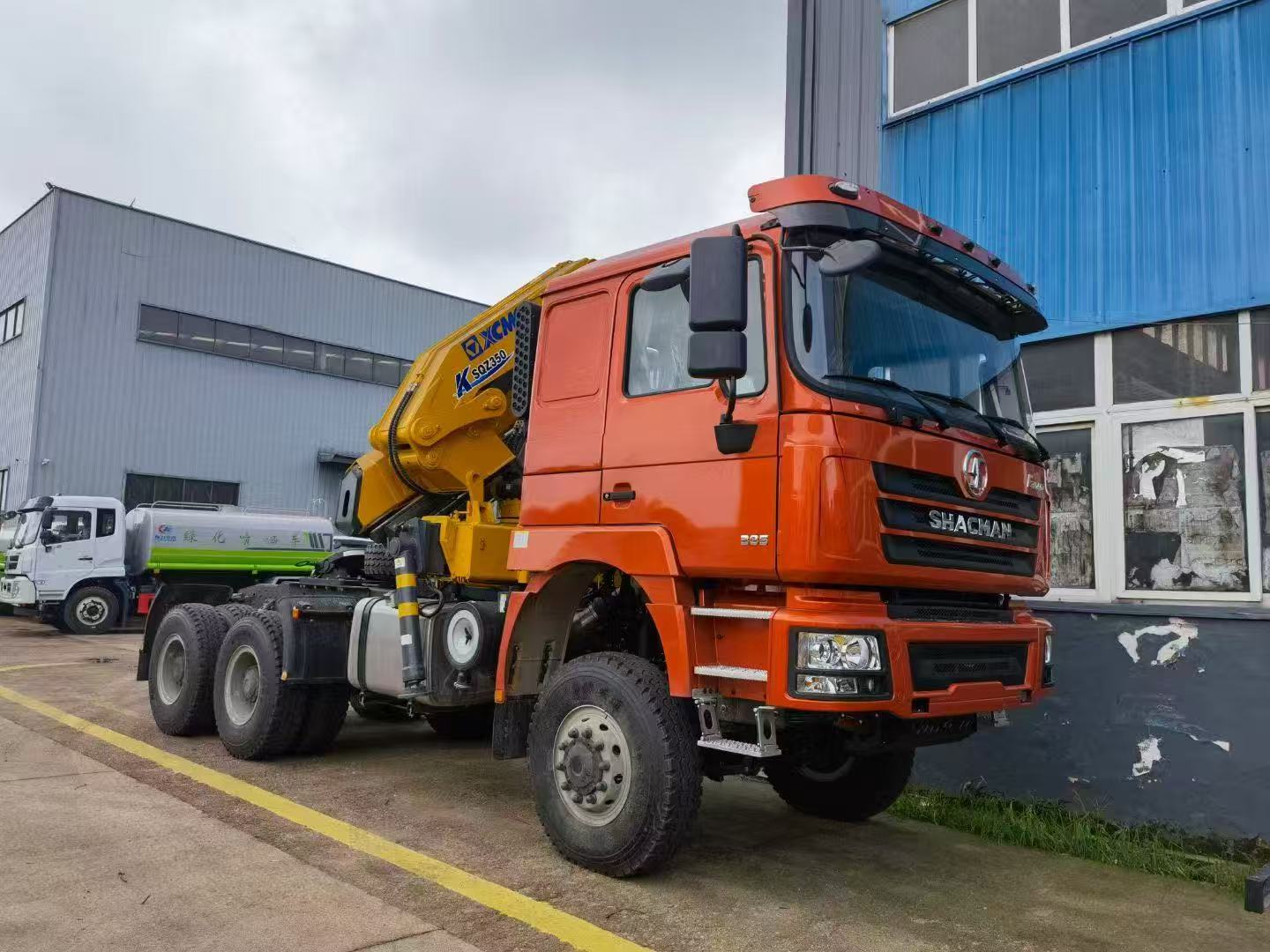 Knuckle Boom Crane