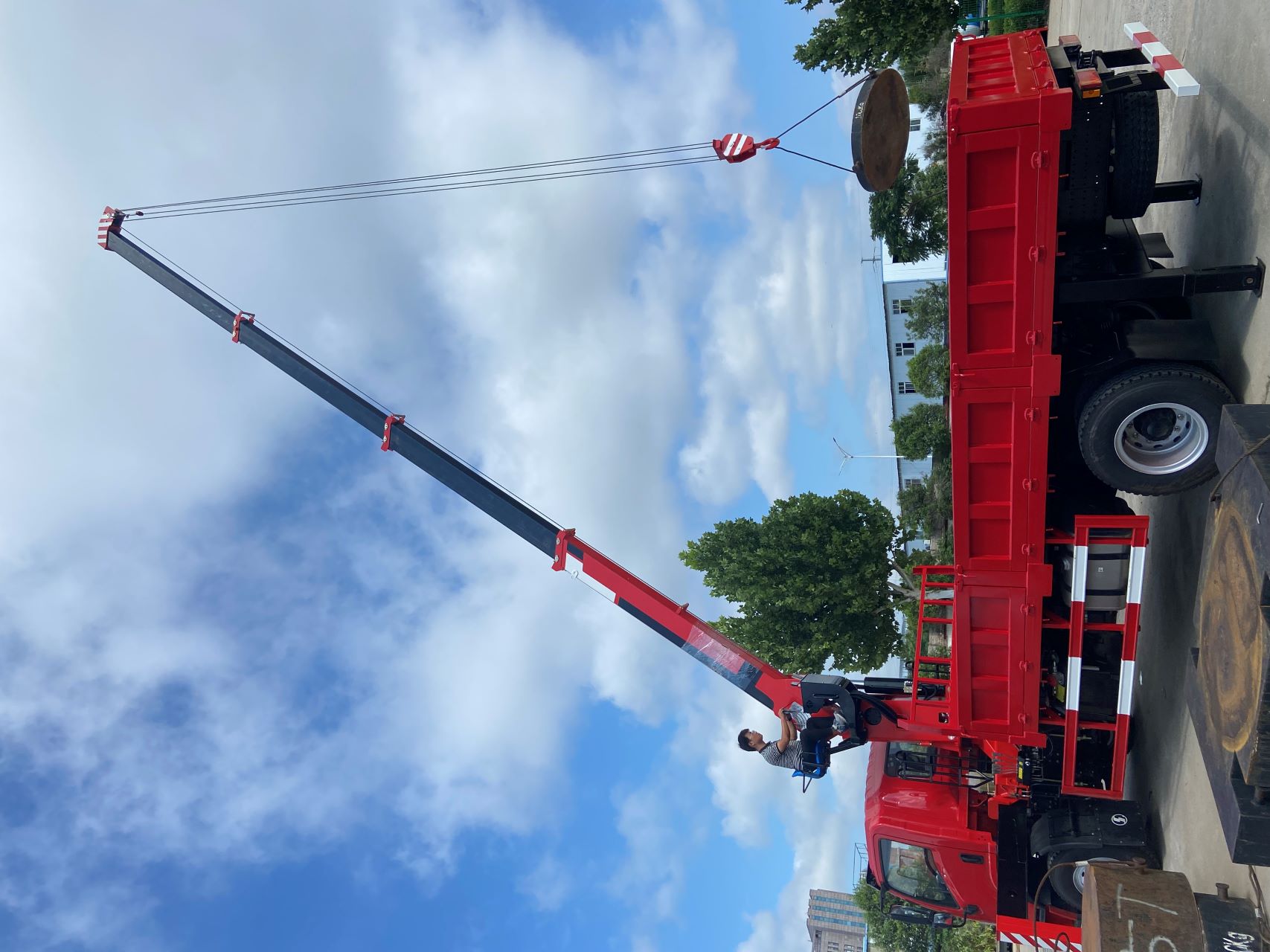 Truck Mounted Crane SQS175