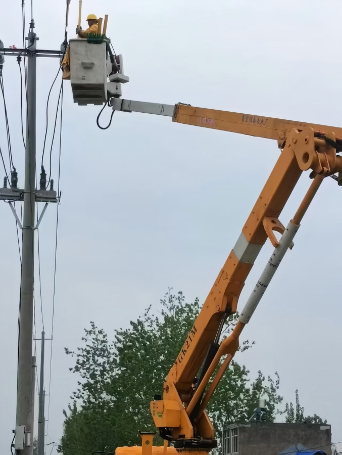 Insulated Aerial Work Platform