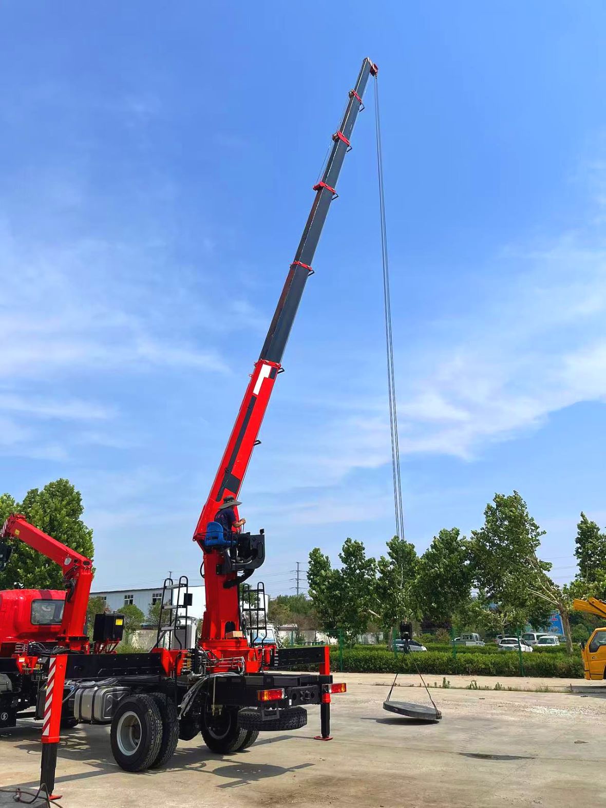 Truck Mounted Crane SQS125-5