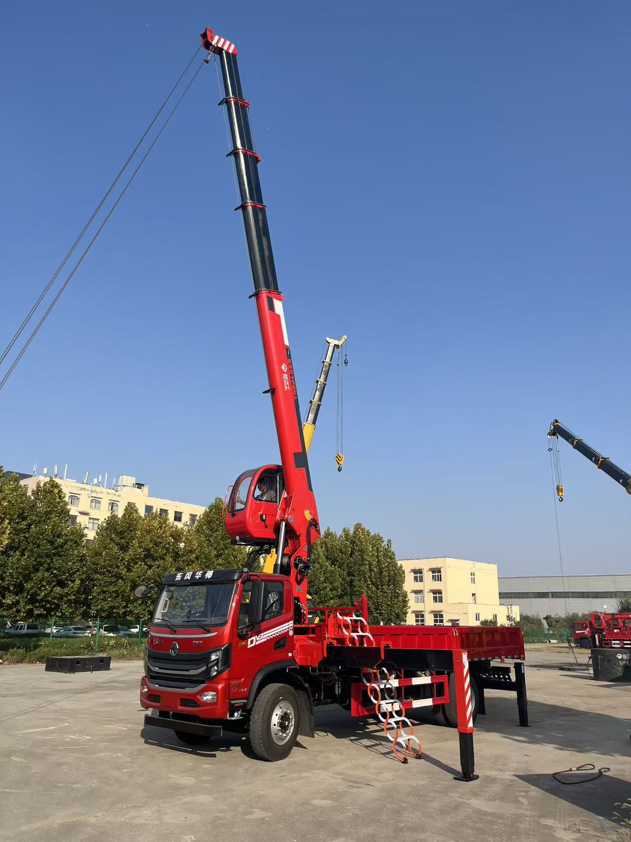 Truck Mounted Crane SQS200